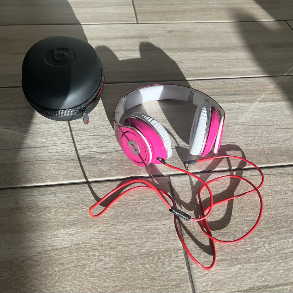 Beats By Dr. Dre Original Wired Hot Pink Headphones